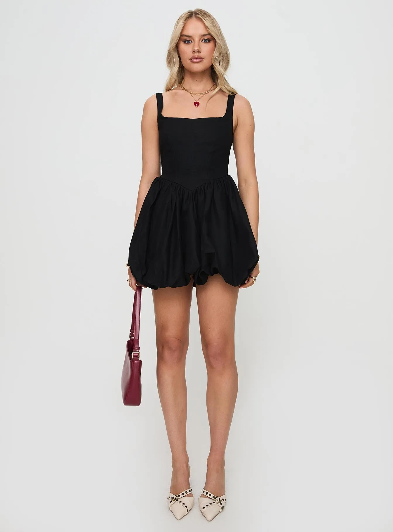 Optimized Title: Chic Black Alcott Bubble Hem Mini Dress – Stylish & Flattering Fit