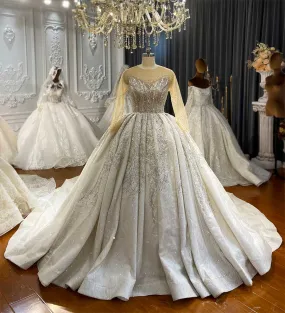 AM690 Elegant Luxury Pearl Crystal beaded Custom Wedding Dress