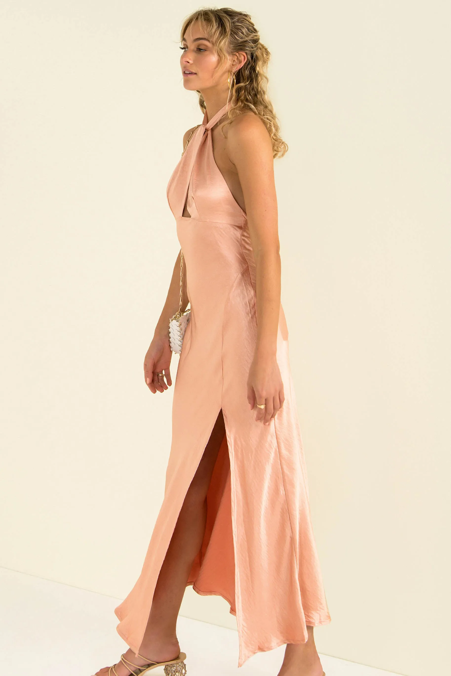 Cameron Dress / Peach