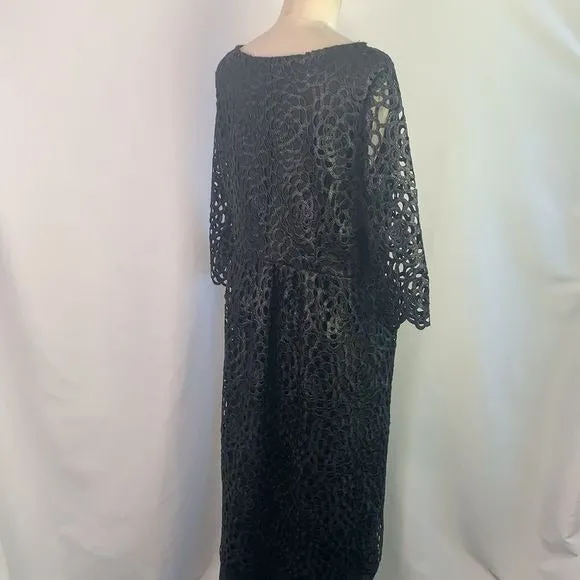 Hossblacklace midi with shimmer dress