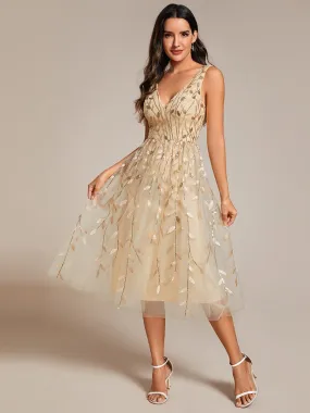 Robe d'invité de mariage mi-longue trapèze à col en V et paillettes avec sans manches