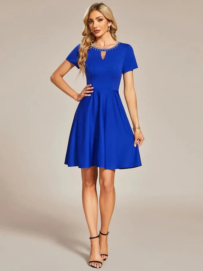 Round Neck Rhinestone Mini Homecoming Cocktail Dresses