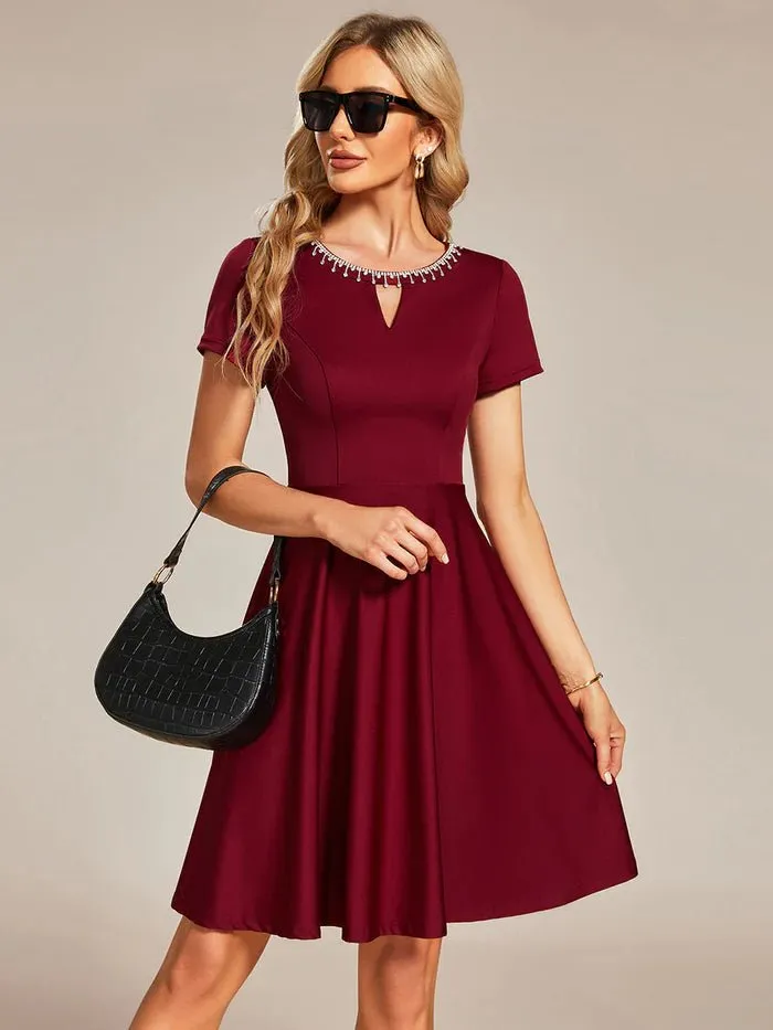 Round Neck Rhinestone Mini Homecoming Cocktail Dresses